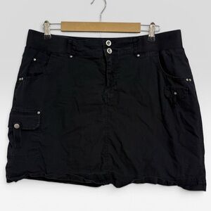Black Women's Cargo Style Skort